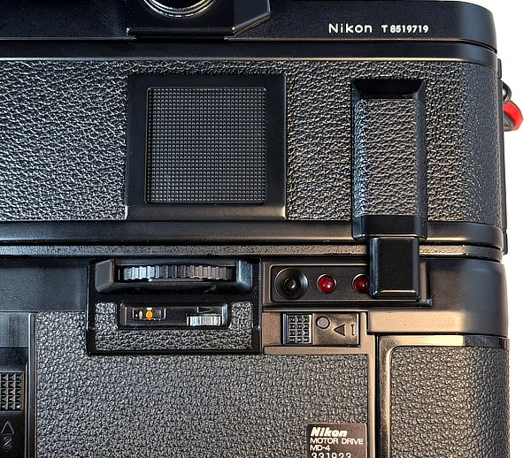 Nikon MF-6B back