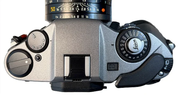 Leica R9 top
